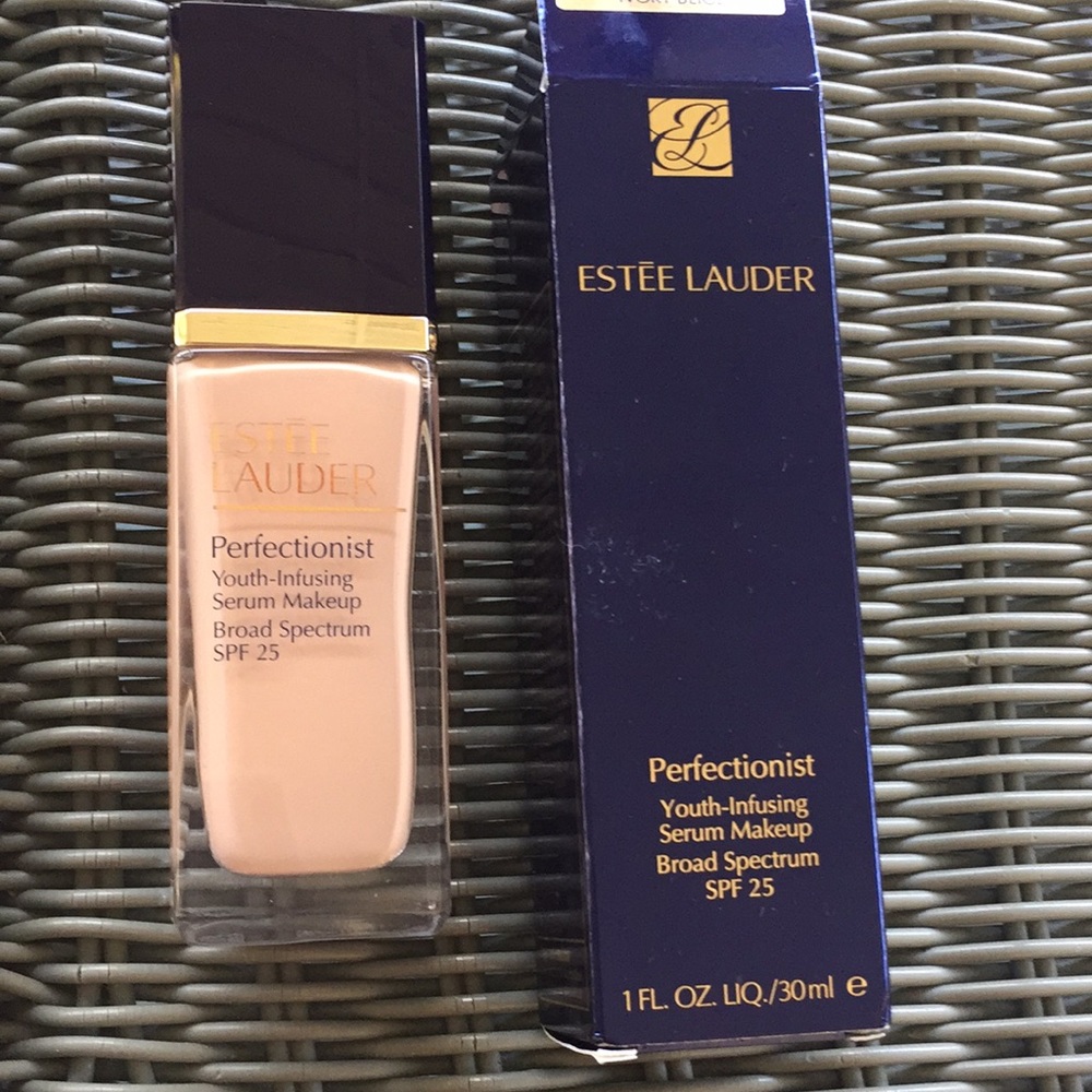 Estee Lauder Serum Makeup